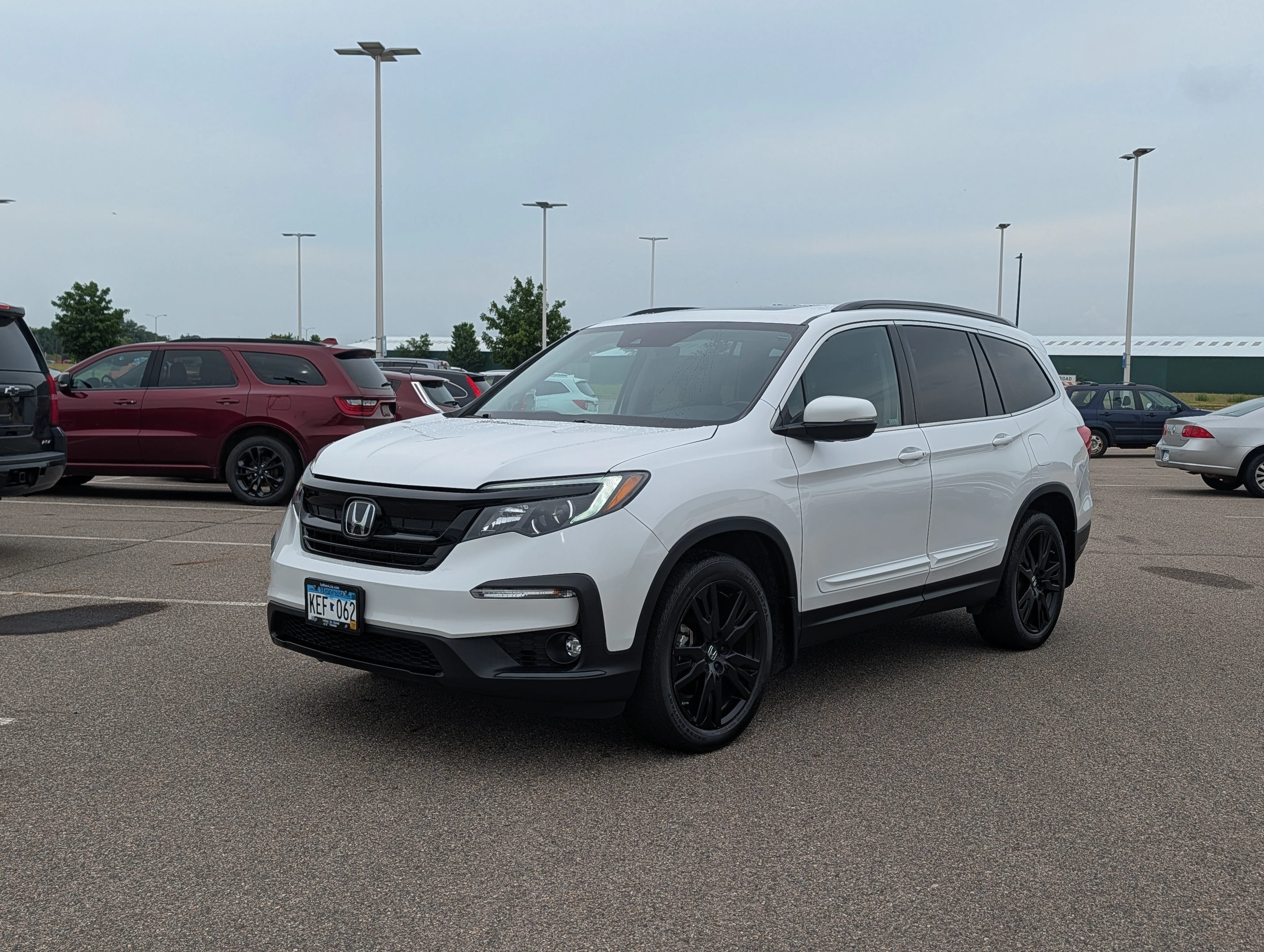 Used 2022 Platinum White Pearl Honda Special Edition image 2