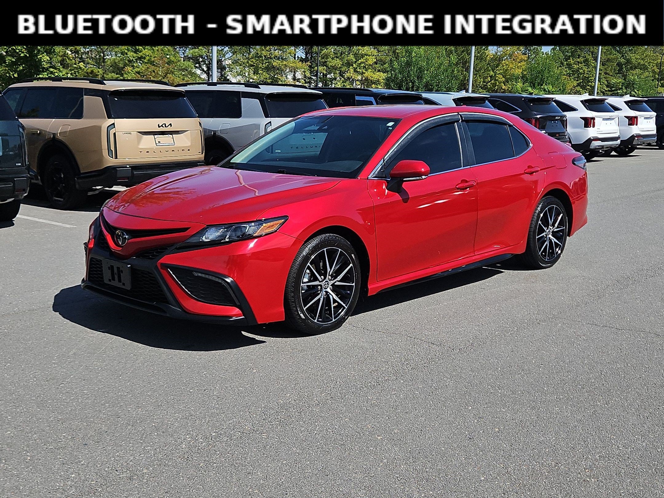 Used 2022 SUPERSONIC RED Toyota SE image 3