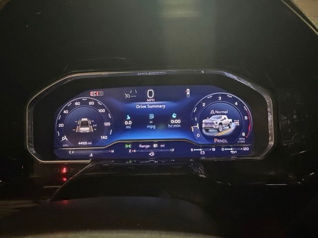 Used 2025 White Chevrolet LT image 15