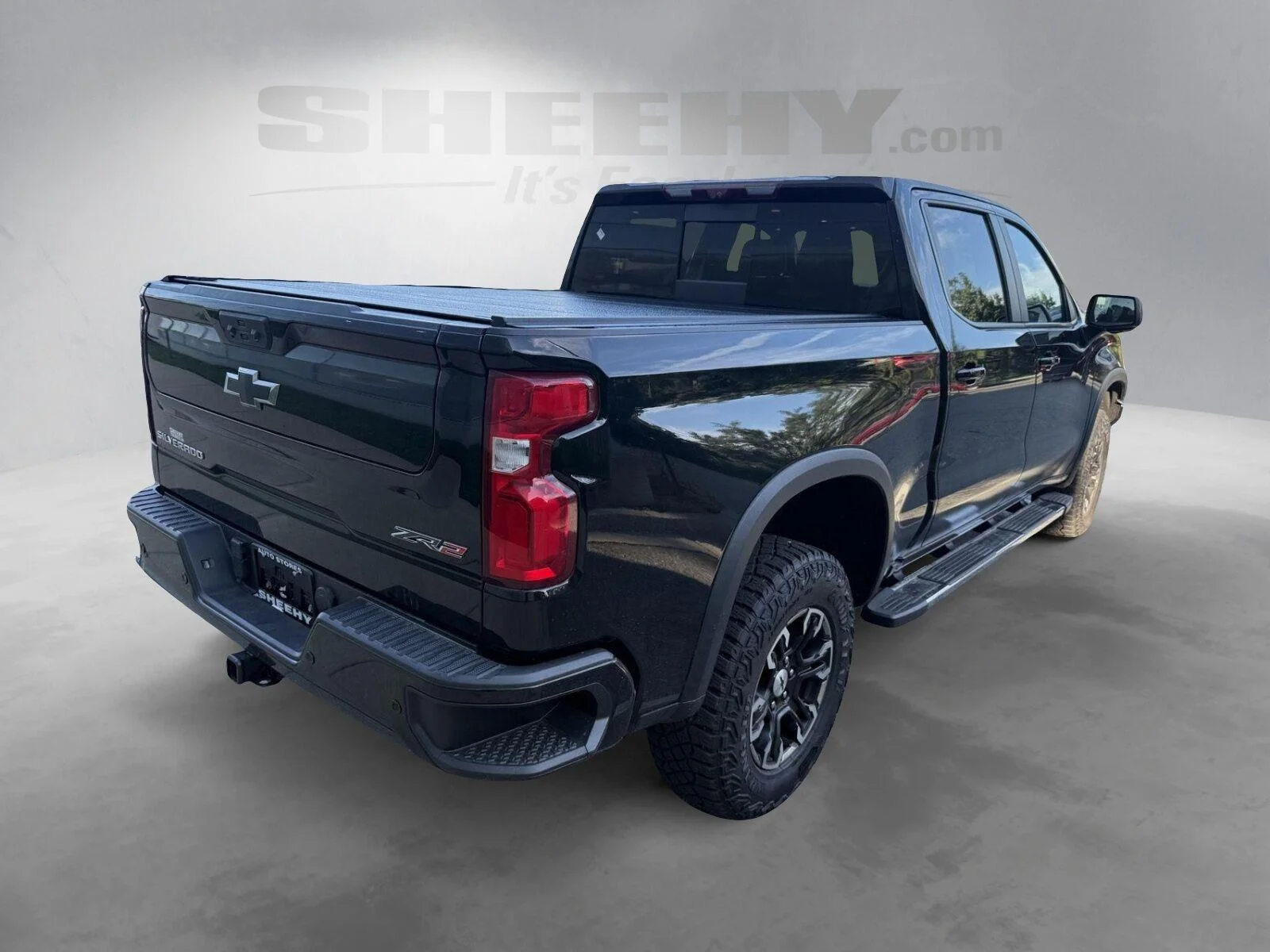 Used 2023 Black Chevrolet ZR2 image 9