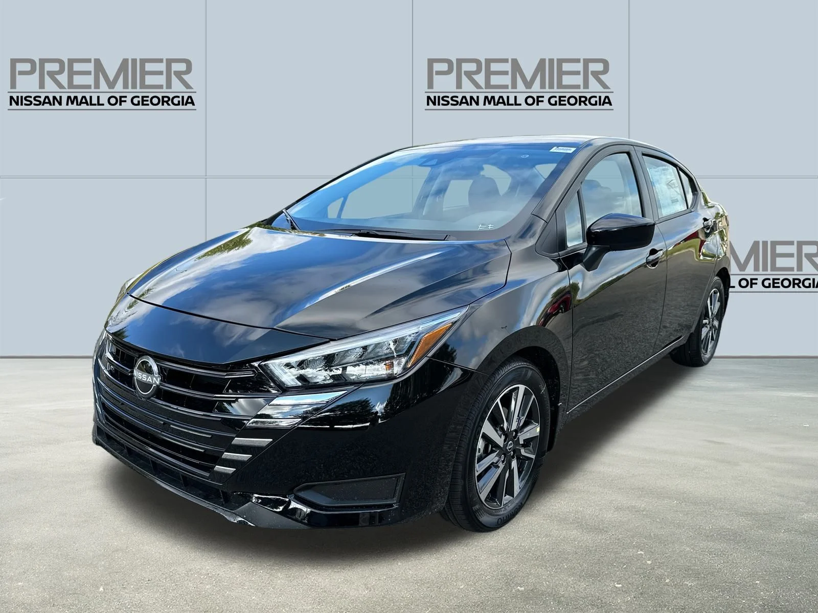 2025 Nissan Versa 1.6 SV CVT's photo