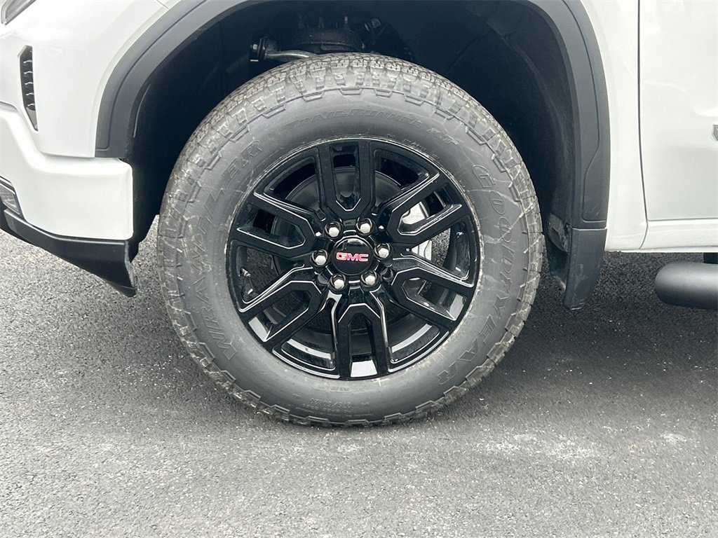 2026 GMC SIERRA - Image 9
