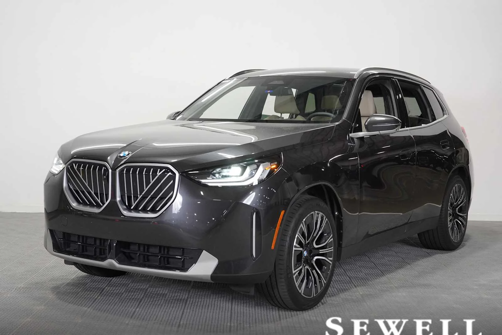 2025 BMW X3 30 XDRIVE's photo