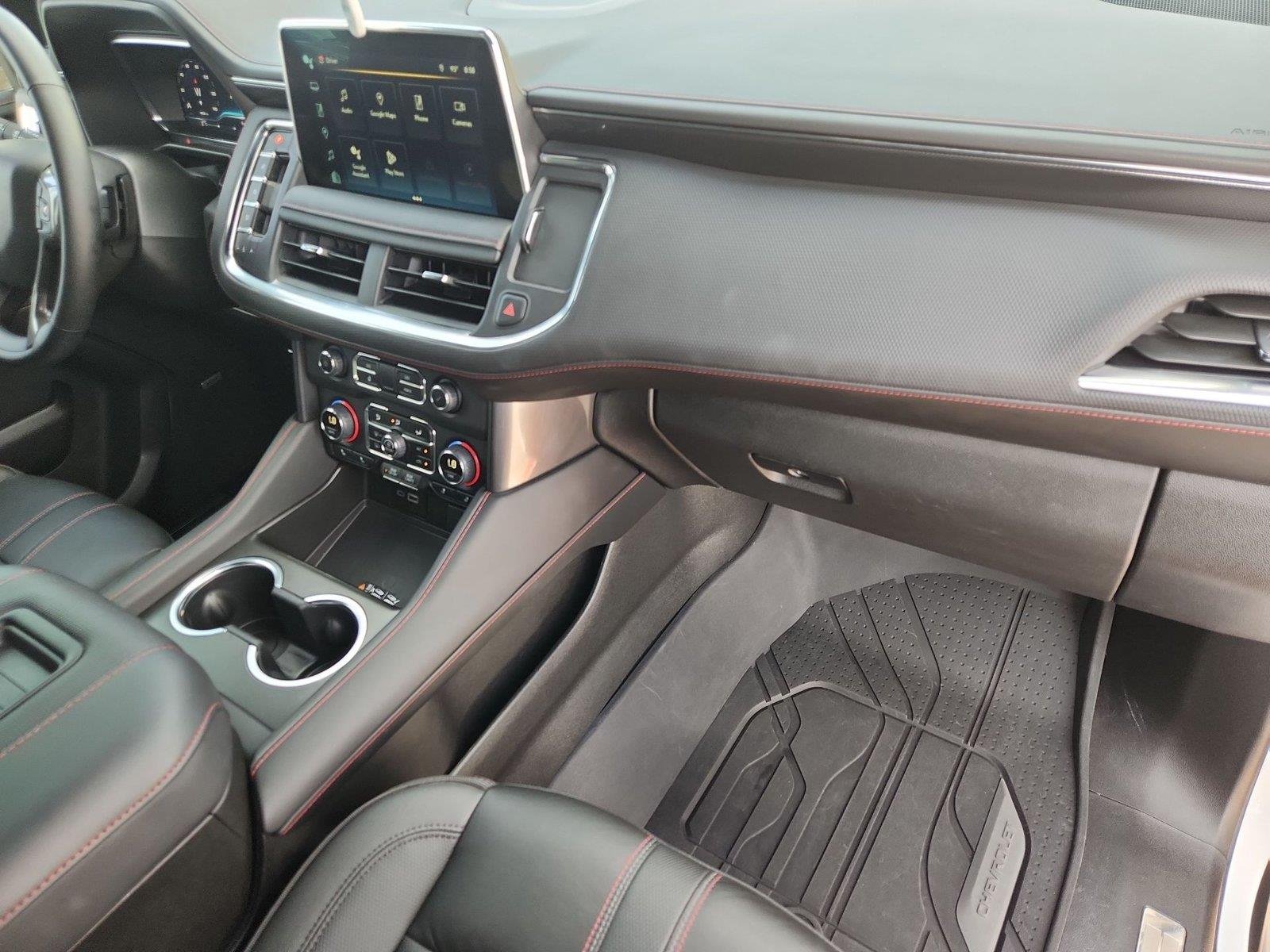 2024 Chevrolet Suburban RST - Photo 30