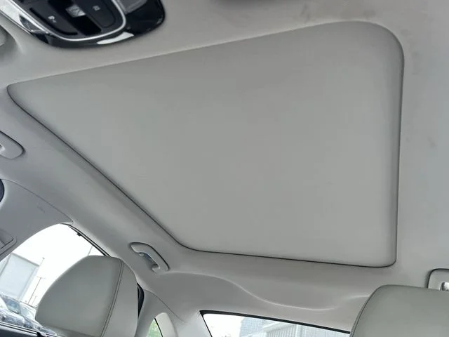 Used 2023 White Hyundai Limited image 18