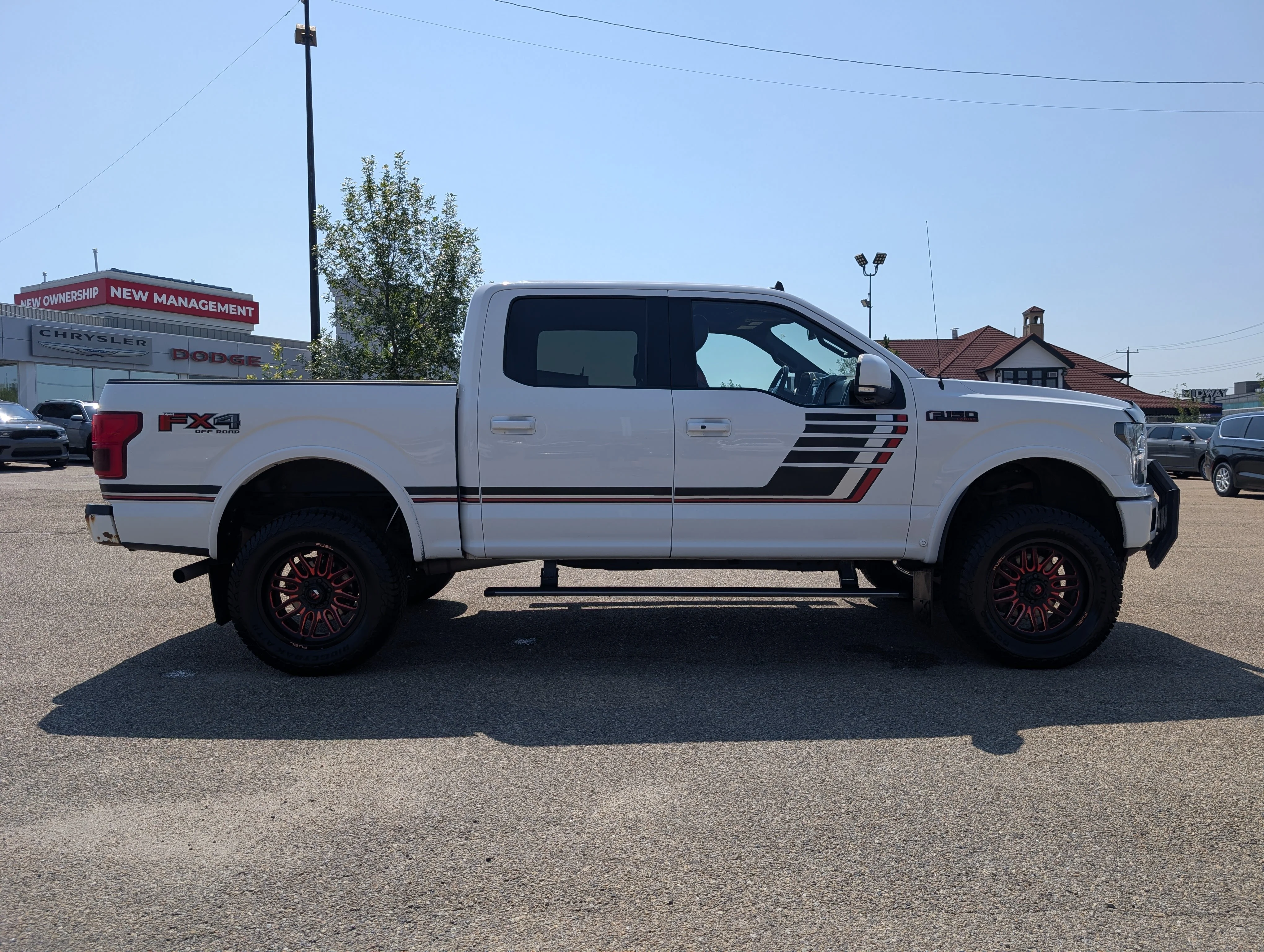 Used 2019 Oxford White Ford XL 4WD SuperCrew 5.5