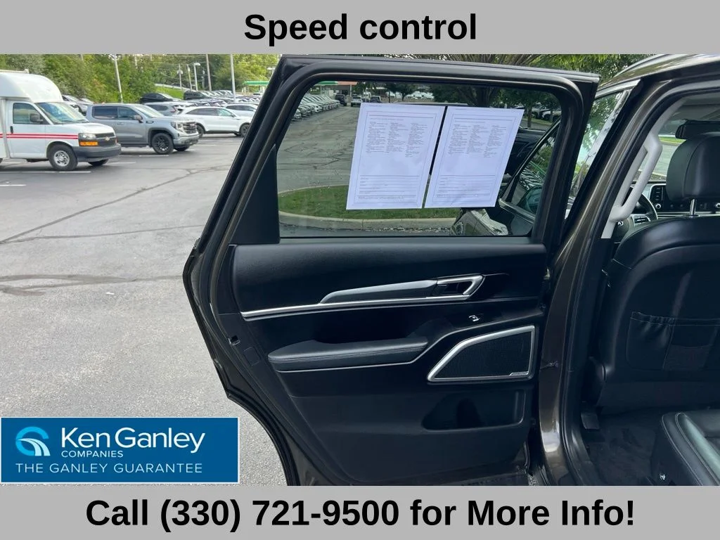 Used 2020 Green Kia S image 44