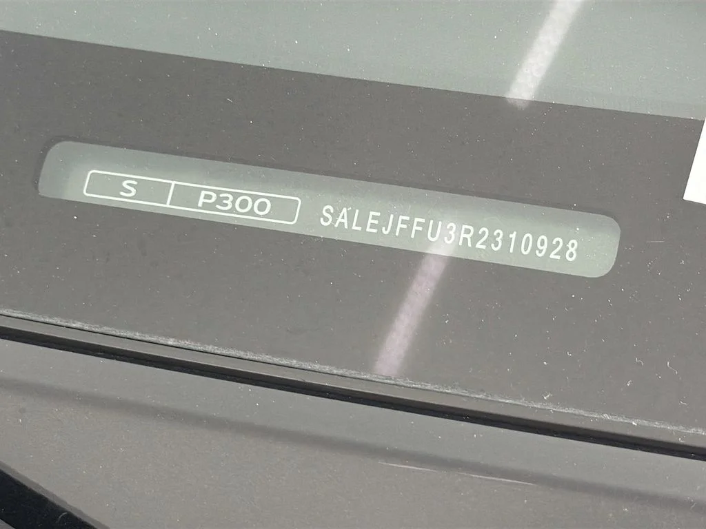 Used 2024 Black Land Rover S image 35
