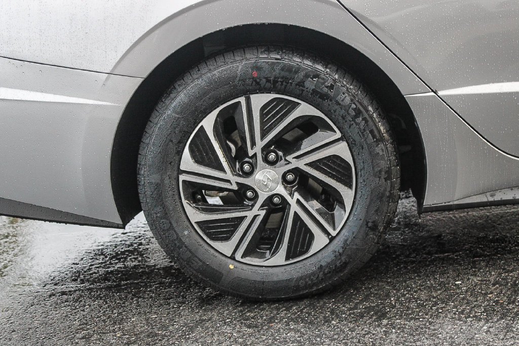 Certified Used 2023 Silver Hyundai Blue image 12