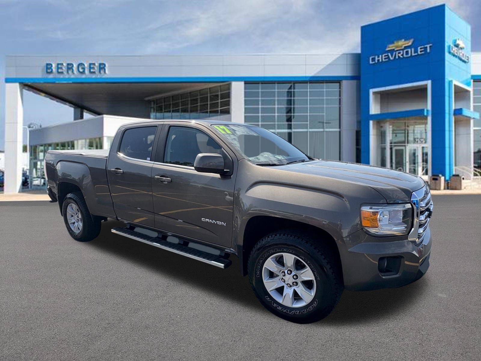 2017 GMC Canyon 4WD SLE Crew Cab Short Box's photo