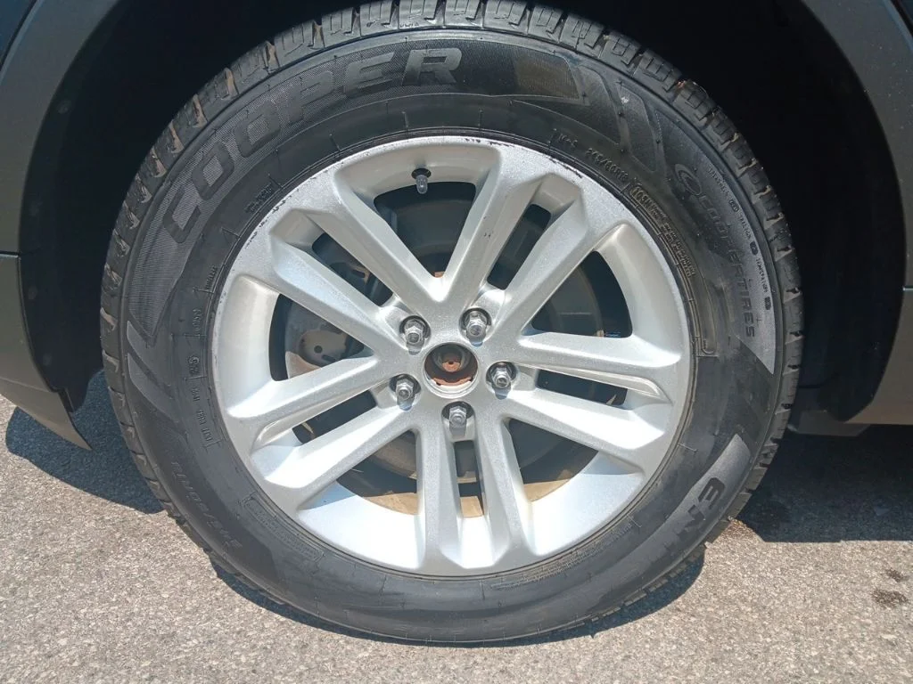 Used 2014 Tuxedo Black Metallic Ford XLT image 12