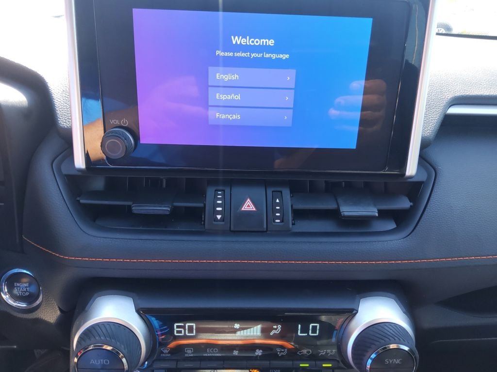 Used 2024  Toyota Adventure image 11