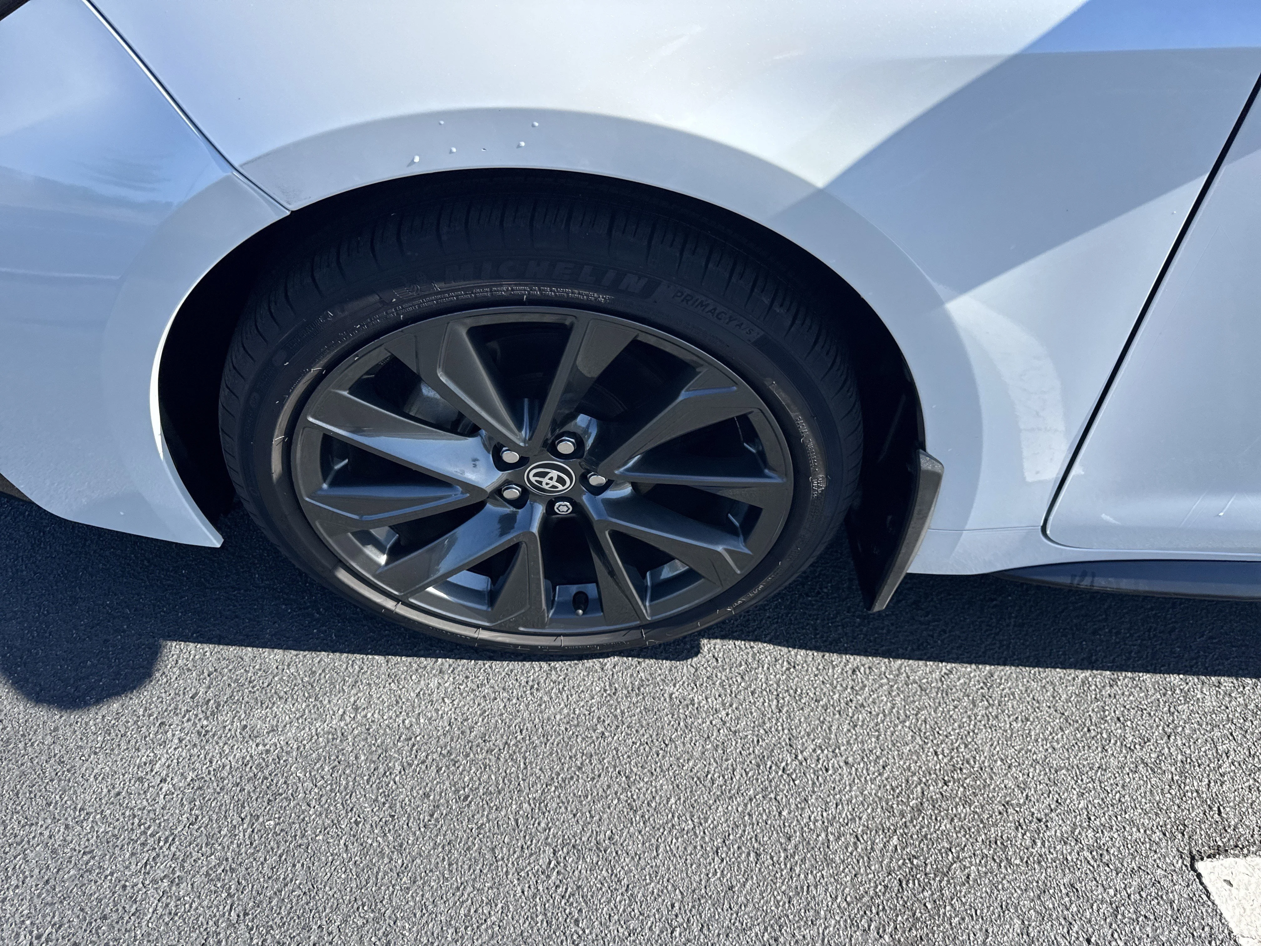 Used 2024  Toyota  image 9