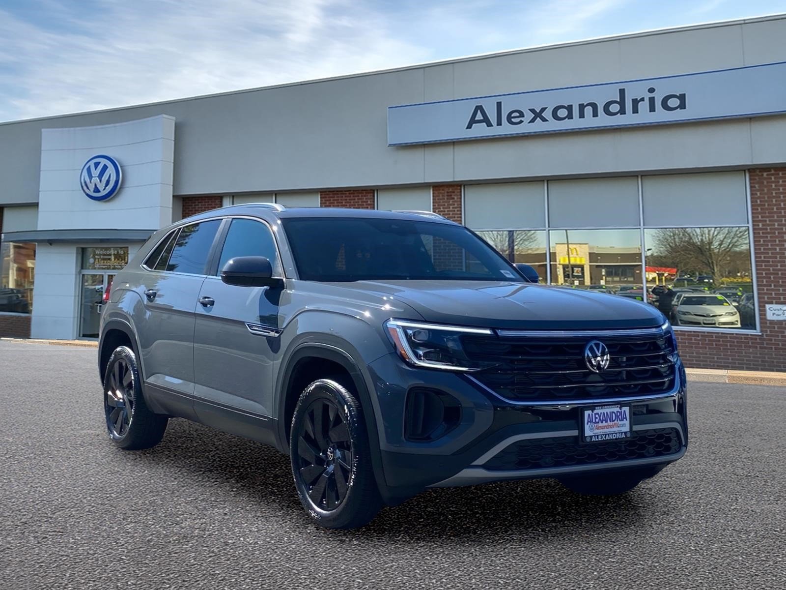 2026 Volkswagen Atlas Cross Sport SE w/Tech