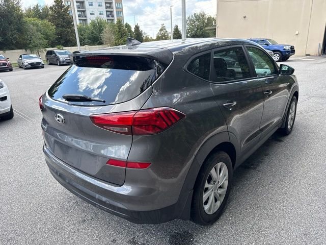 Used 2020 Gray Hyundai SE image 5