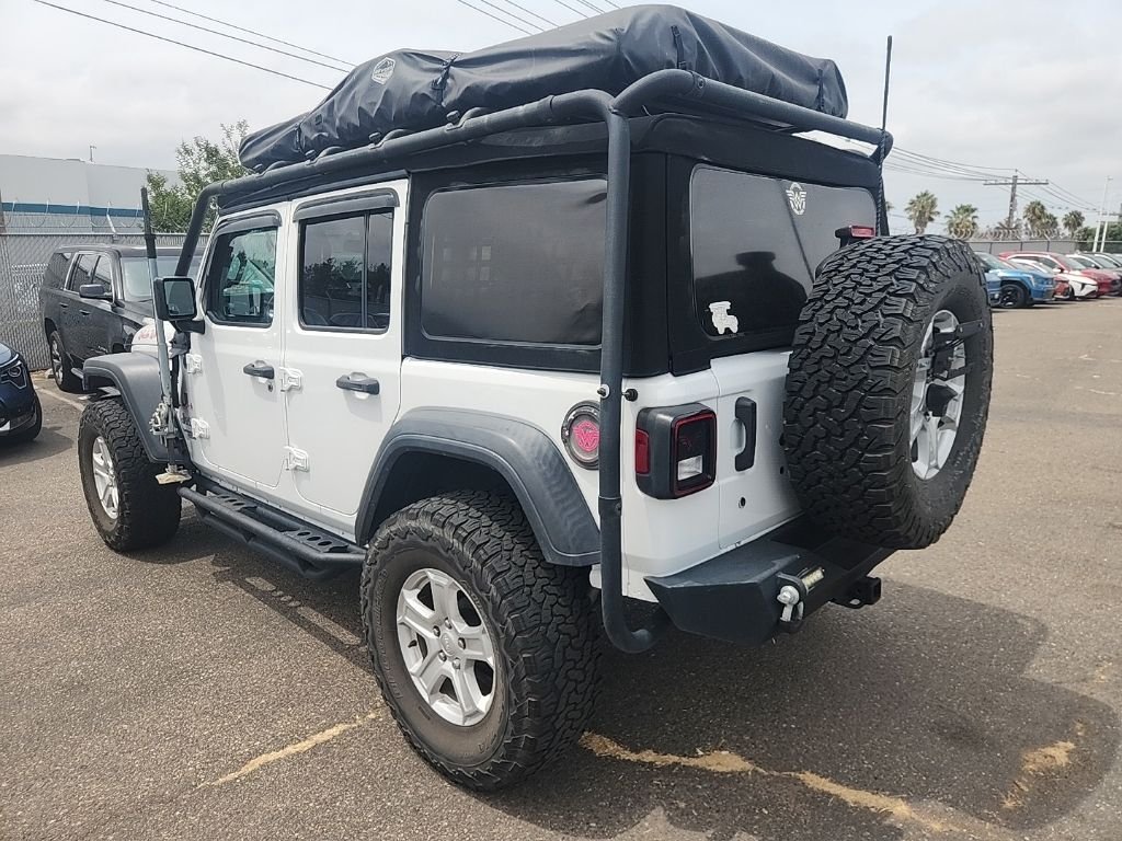 Used 2018 White Jeep Unlimited Sport S image 11