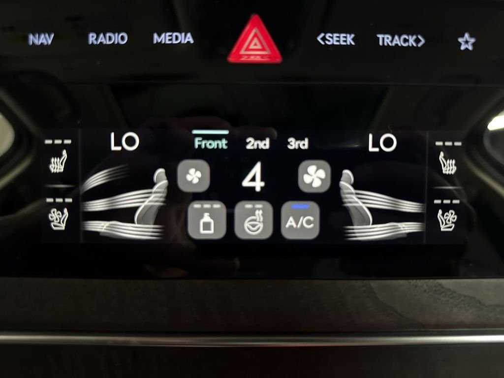 New 2026 Black Genesis 3.5T Prestige image 34