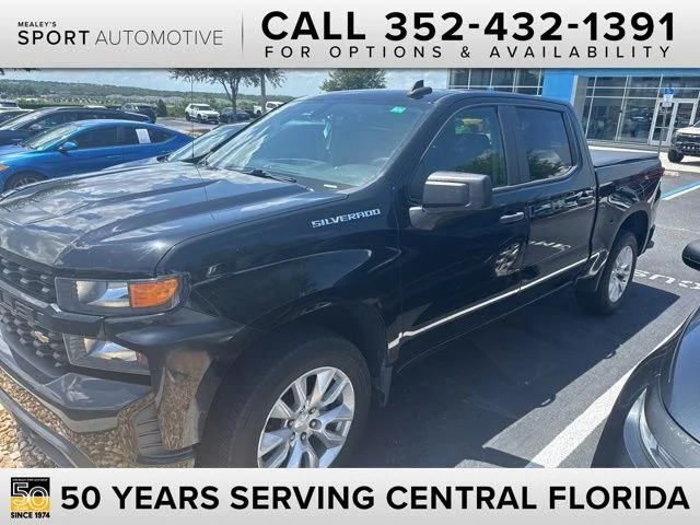 2020 Chevrolet Silverado 1500 Custom Crew Cab Short Box's photo