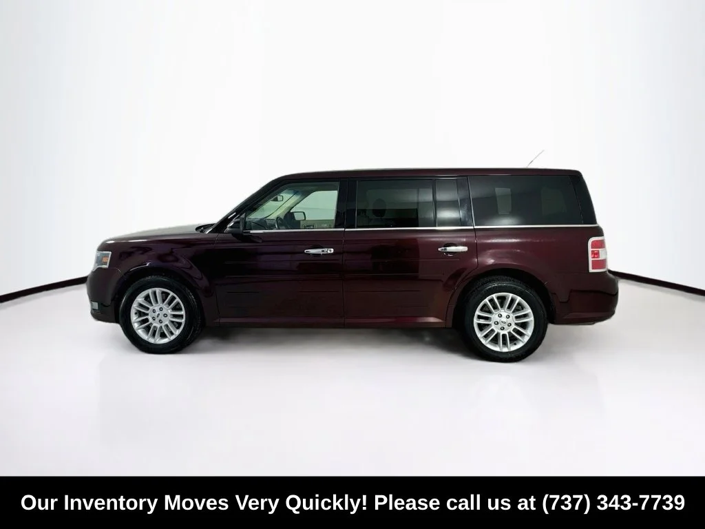 Used 2018 Burgundy Ford SEL image 4