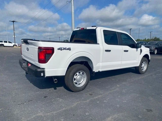 New 2026 Oxford White Ford XL image 8