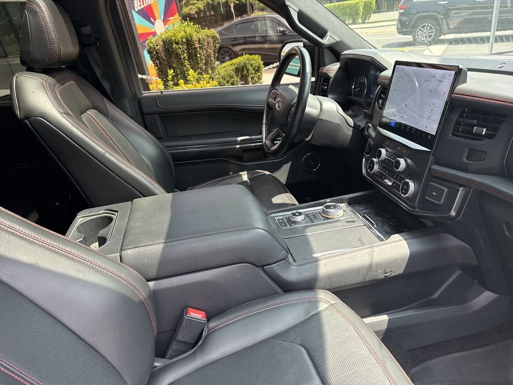 Used 2022 Silver Ford Limited image 27