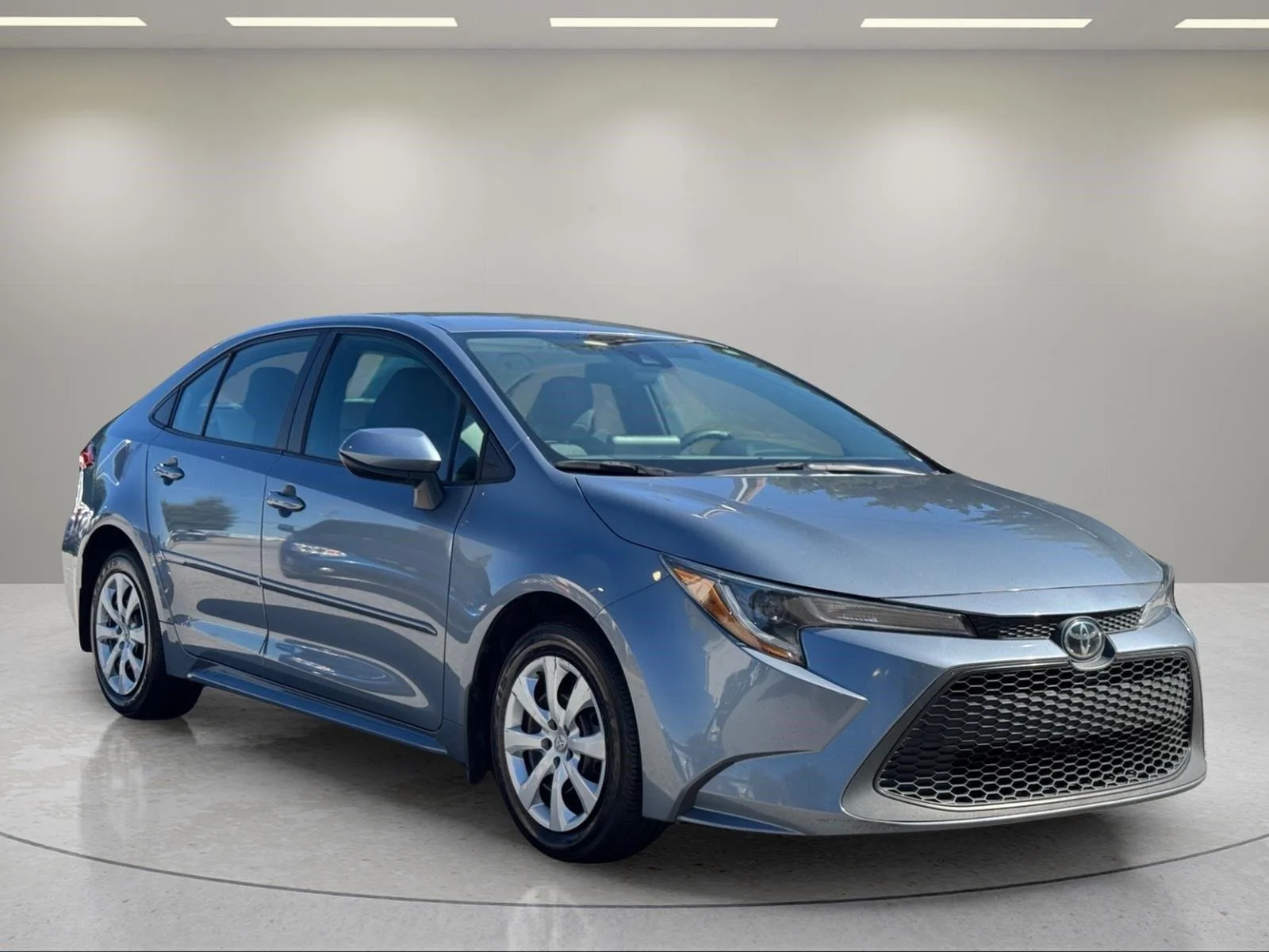 Used 2022 Celestite Toyota LE image 7