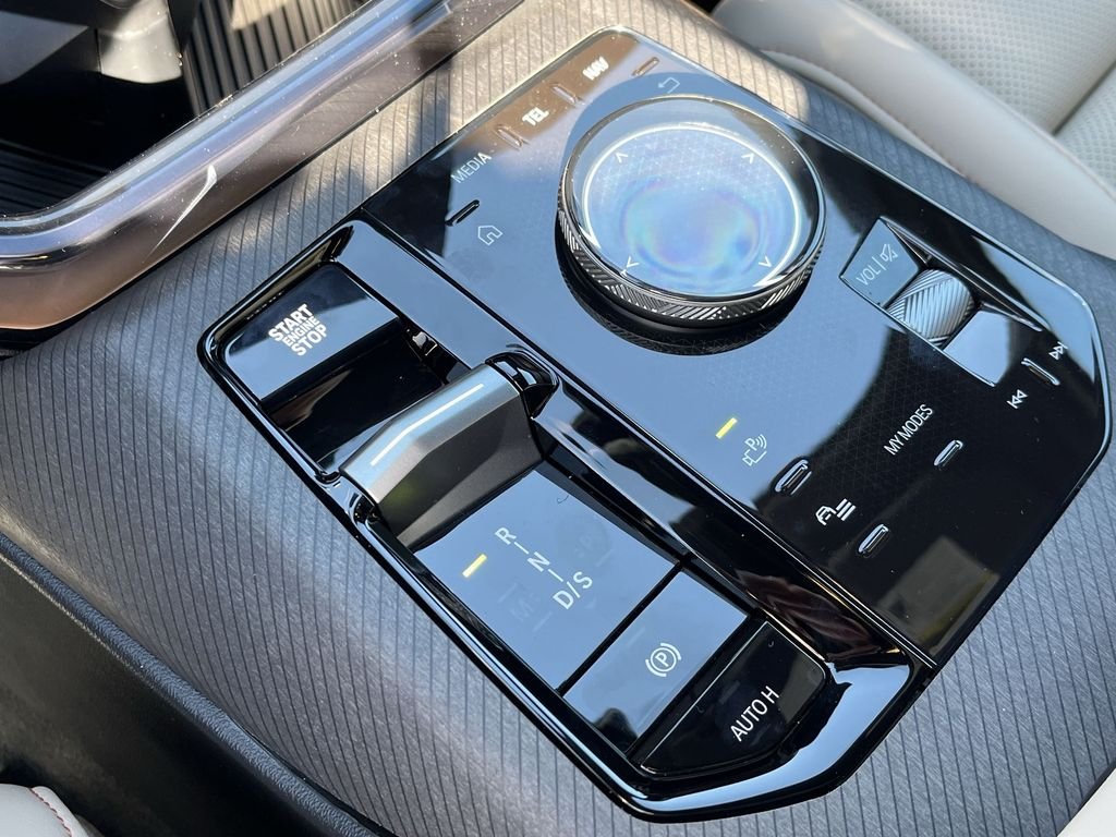2026 BMW X3 30 - Photo 20