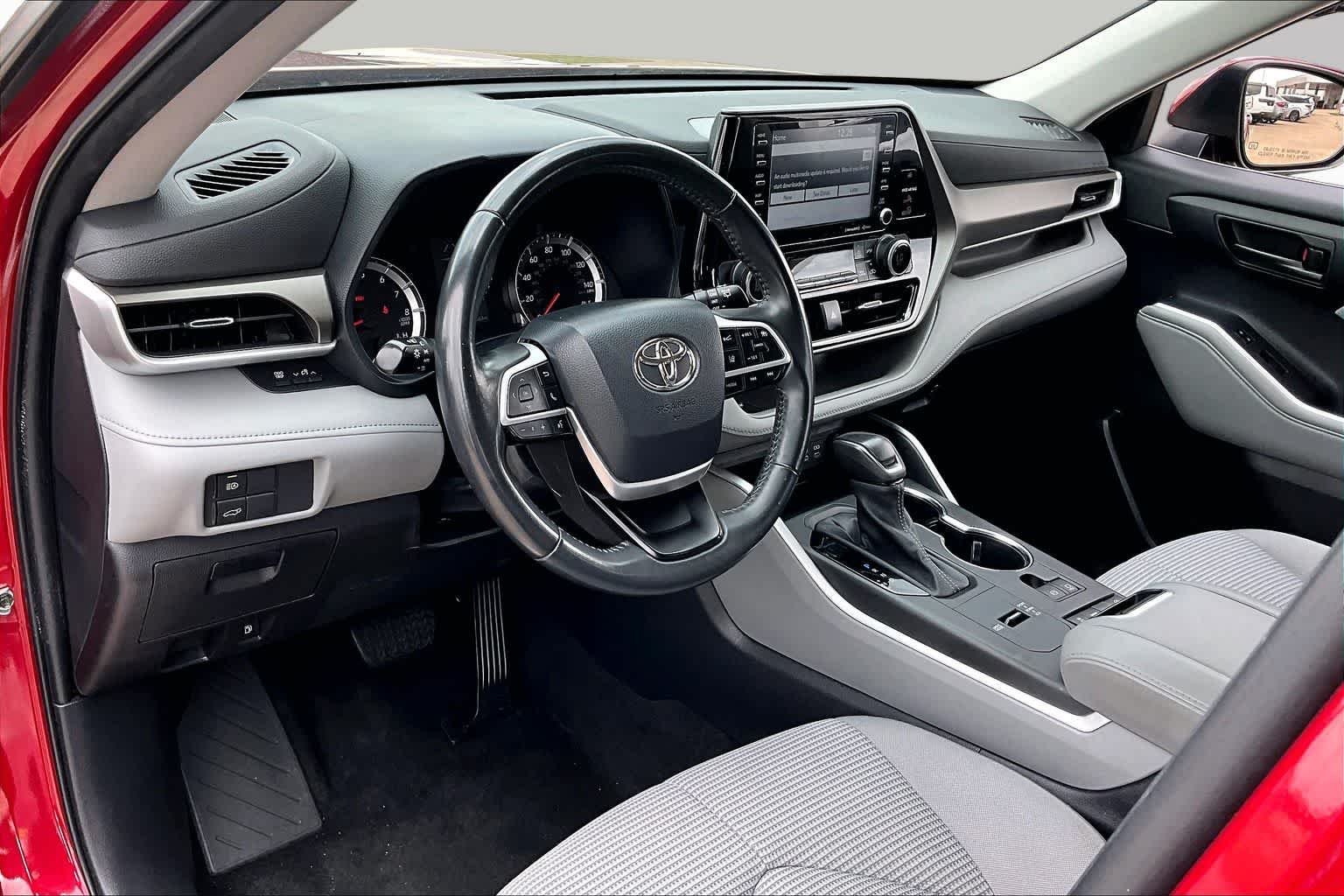 Used 2022 Ruby Flare Pearl Toyota LE image 17