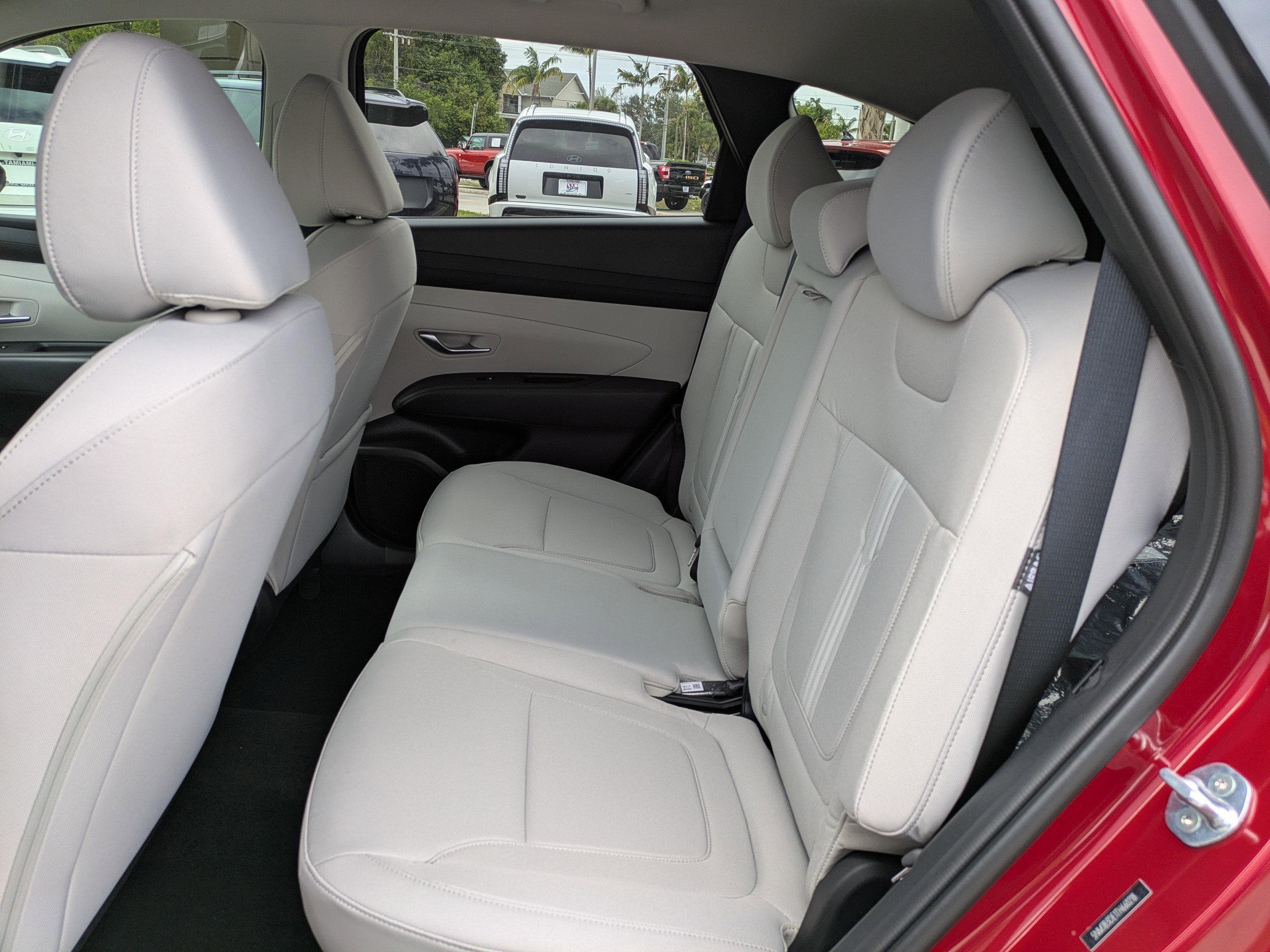 2026 Hyundai Tucson SEL - Photo 14