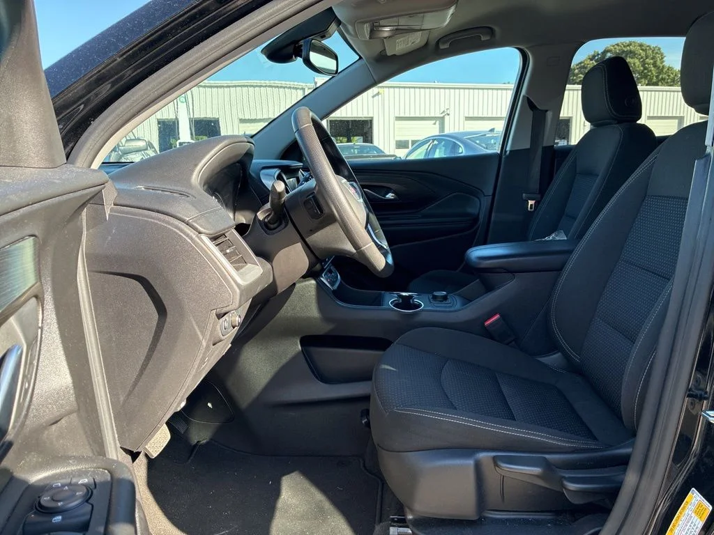 Used 2024 Black GMC SLE image 12