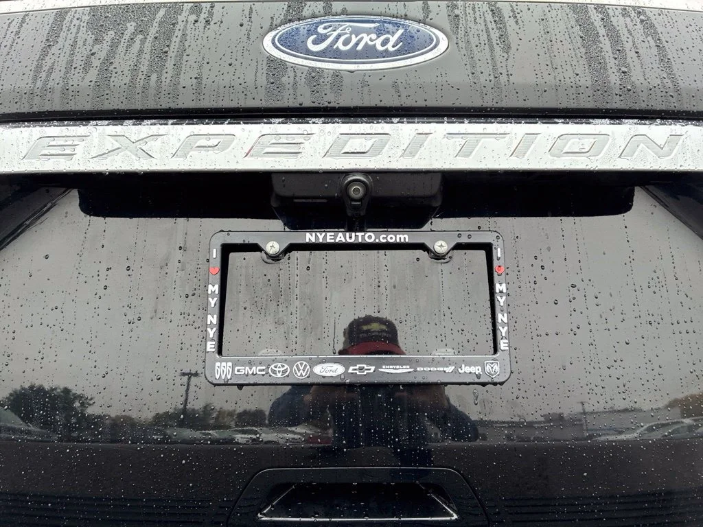 Used 2018 Shadow Black Ford Limited image 39