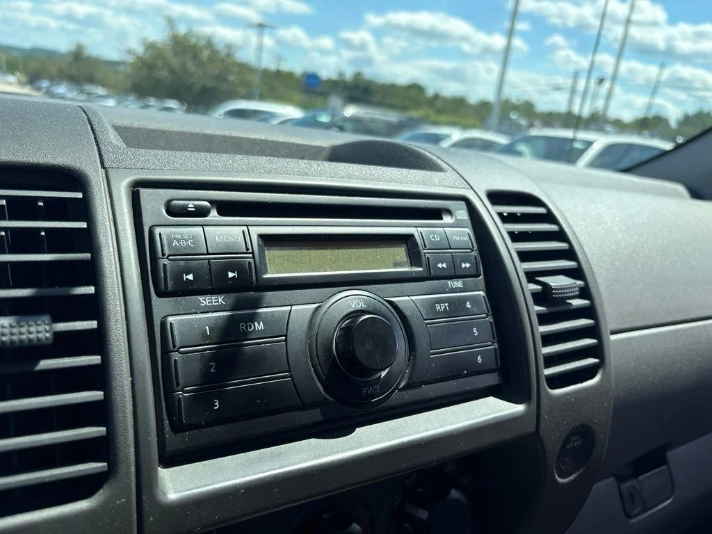 Used 2011 Black Nissan X image 18