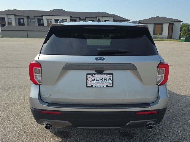 Used 2024 Silver Metallic Ford XLT image 12