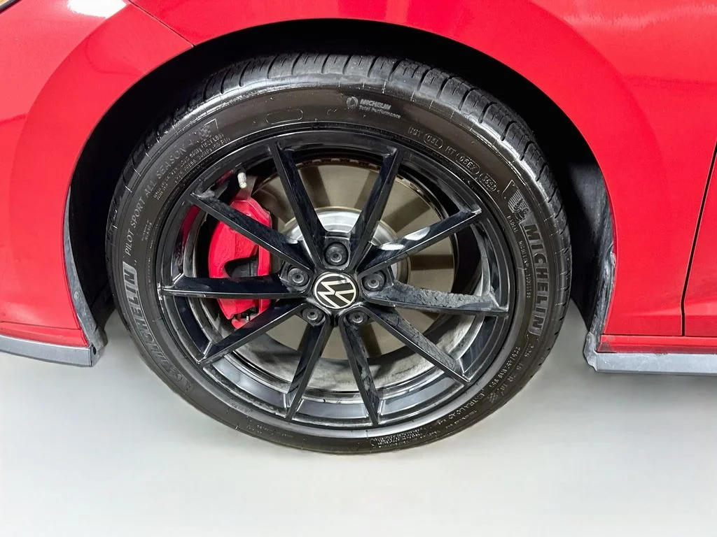 Used 2025 Red Volkswagen 2.0T Autobahn image 39