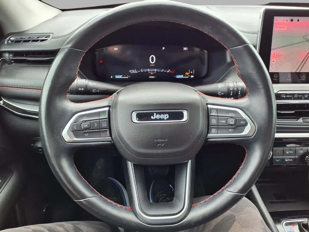 Used 2022 Black Jeep Trailhawk image 15