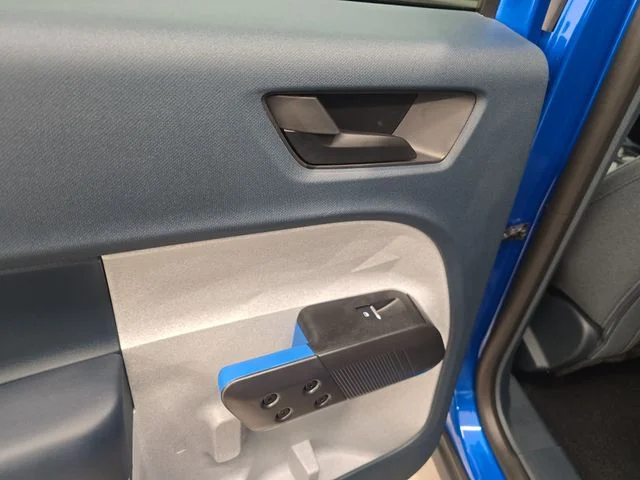 New 2026 Blue Ford XLT image 18