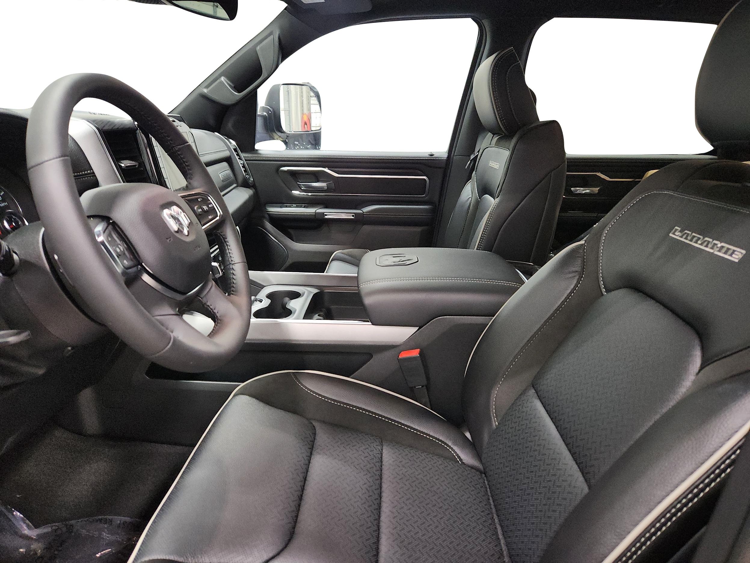 Used 2024 Black Ram Laramie image 9