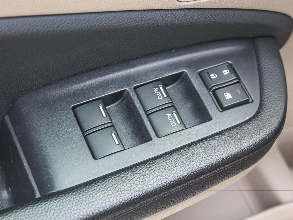 2016 Honda Pilot EX - Photo 21
