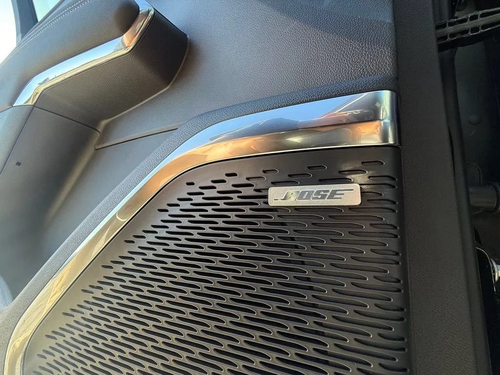 New 2026 Ebony Twilight Metallic GMC Elevation image 31