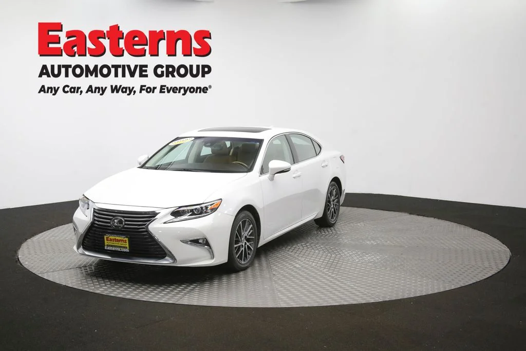 Used 2017 White Lexus 350 image 59