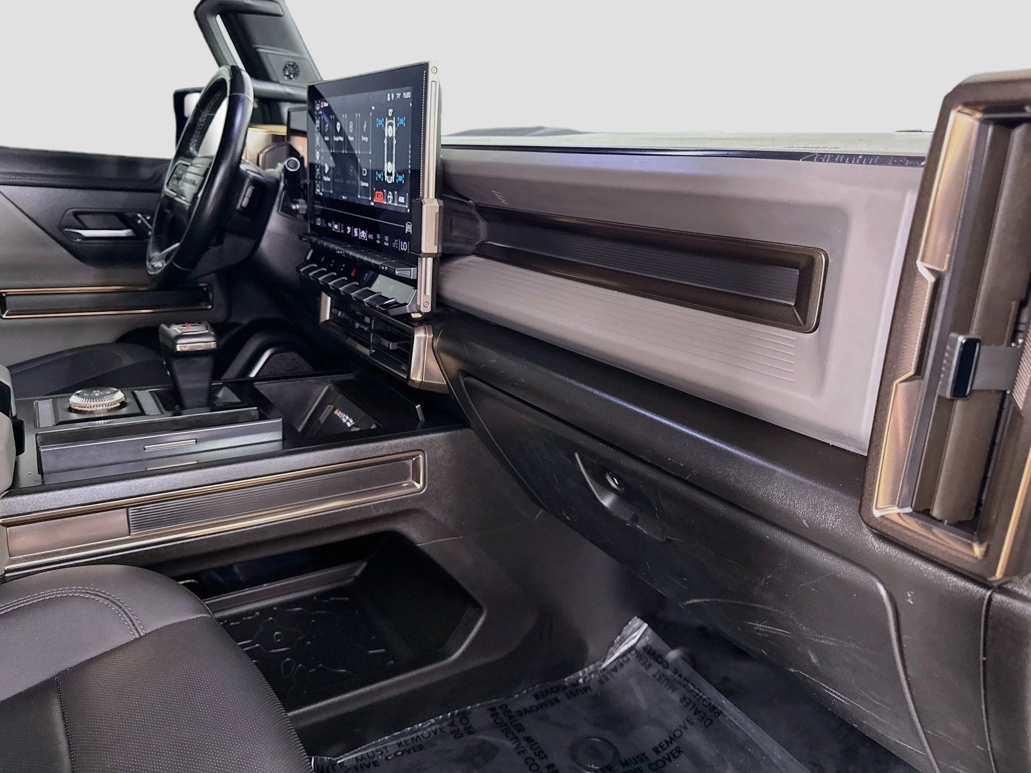 Used 2024 Meteorite Metallic (Grey) GMC 2X image 32