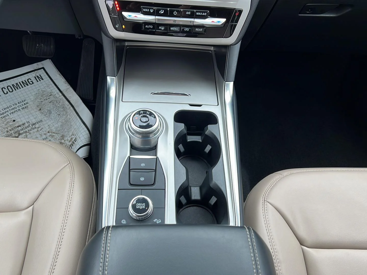Used 2023 Star White Metallic Tri-Coat Ford XLT image 14