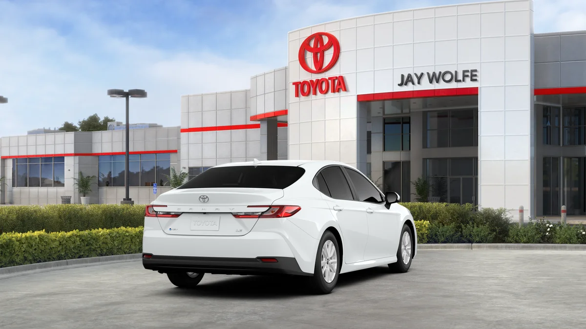 New 2026 Ice Cap Toyota LE image 9