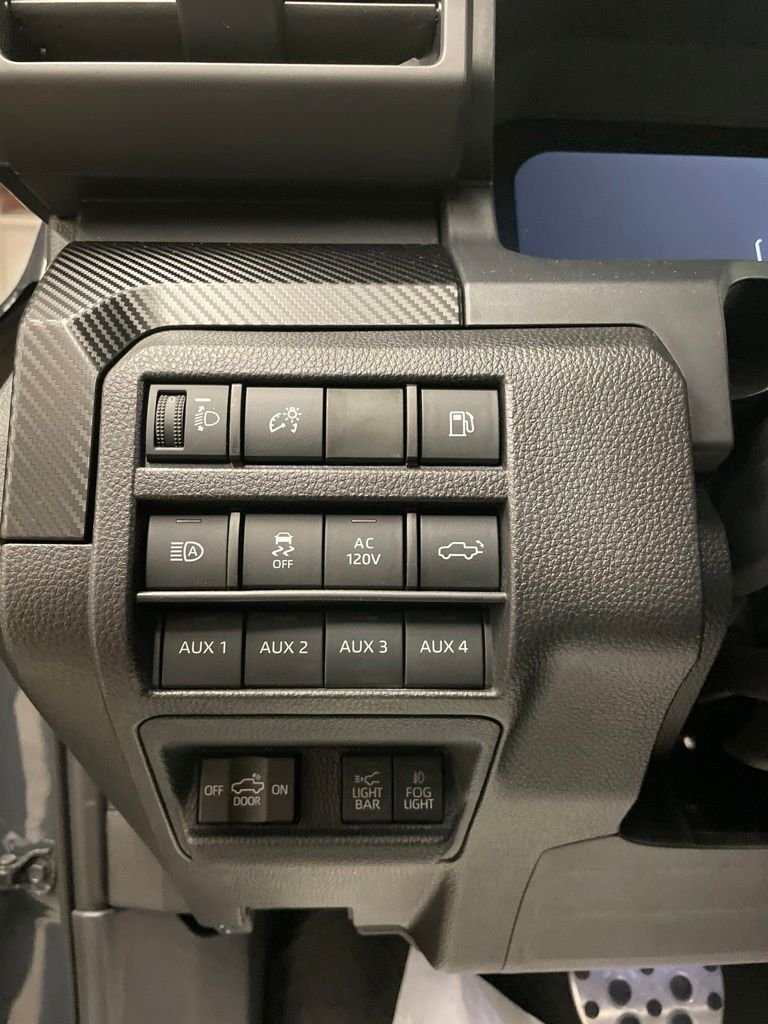 2026 Toyota Tacoma TRD Pro - Photo 15