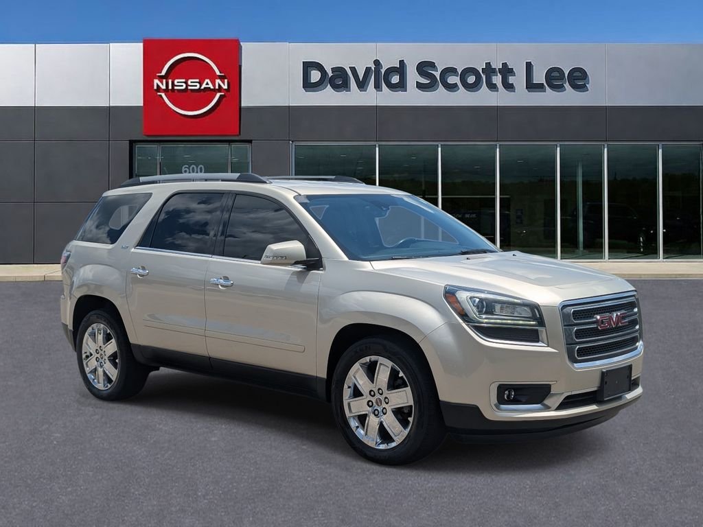 Used 2017 Silver GMC Limited image 3