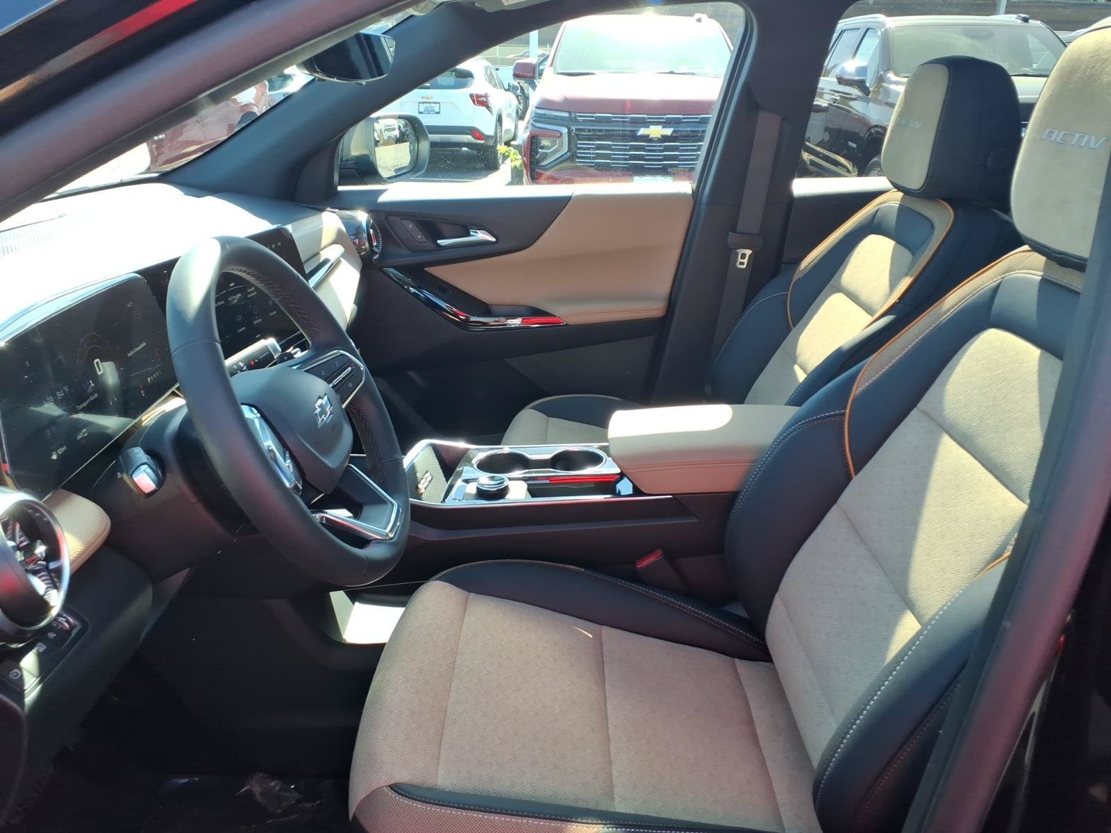 New 2027 Mosaic Black Metallic Chevrolet ACTIV image 13