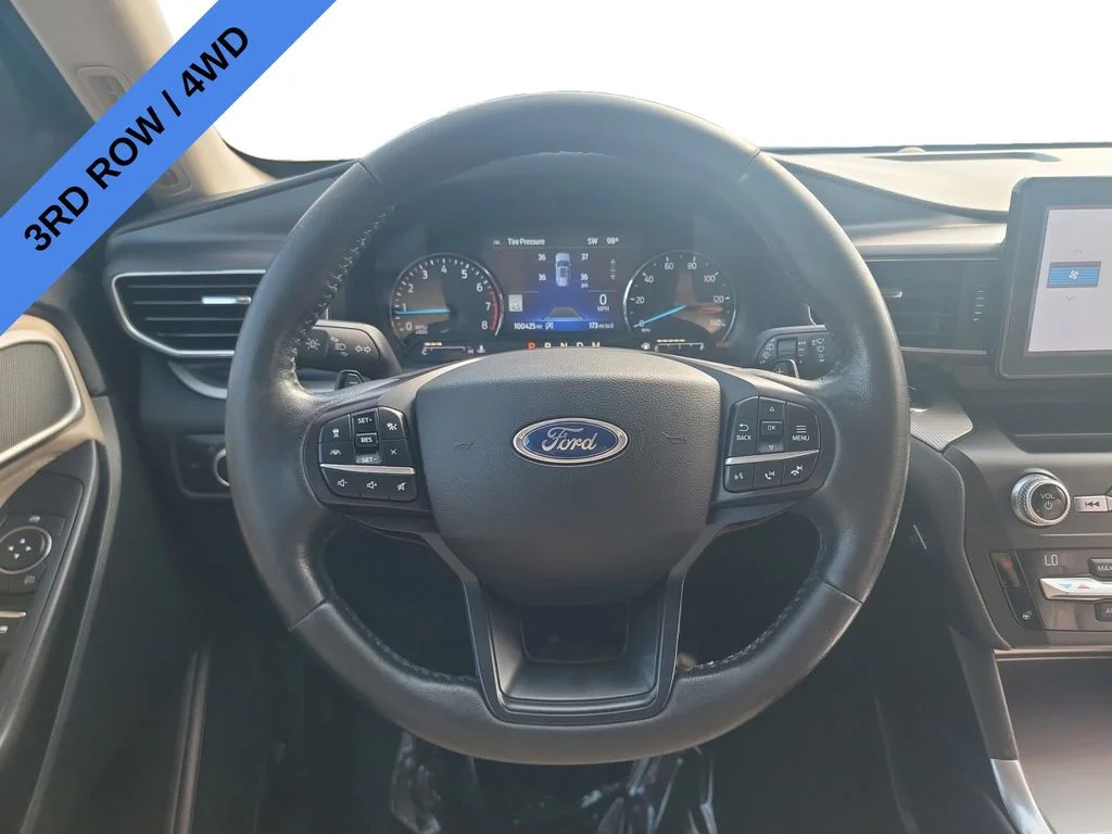 Used 2020 Blue Ford XLT image 13