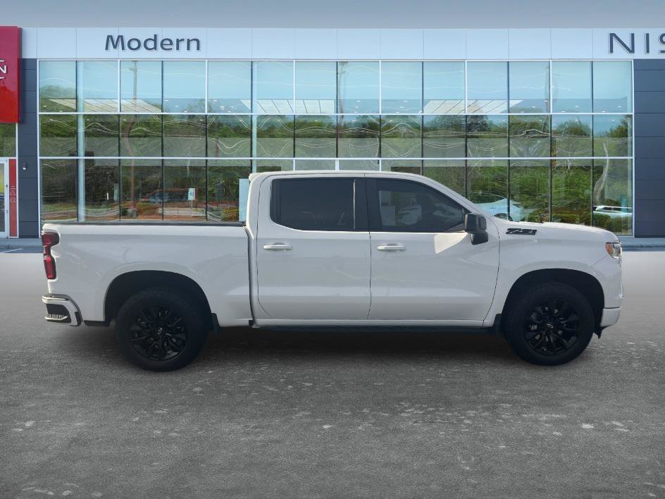 Used 2023 Summit White Chevrolet RST image 4