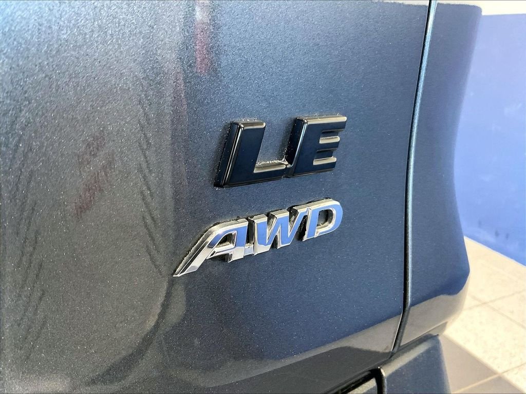 Used 2020 Gray Toyota LE image 26