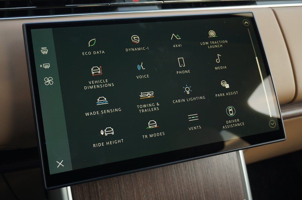 2025 LAND ROVER RANGE ROVER - Image 22